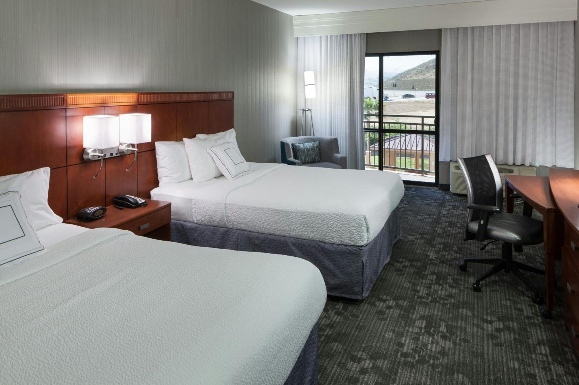 Courtyard By Marriott Santa Clarita Valencia Hotel Kültér fotó