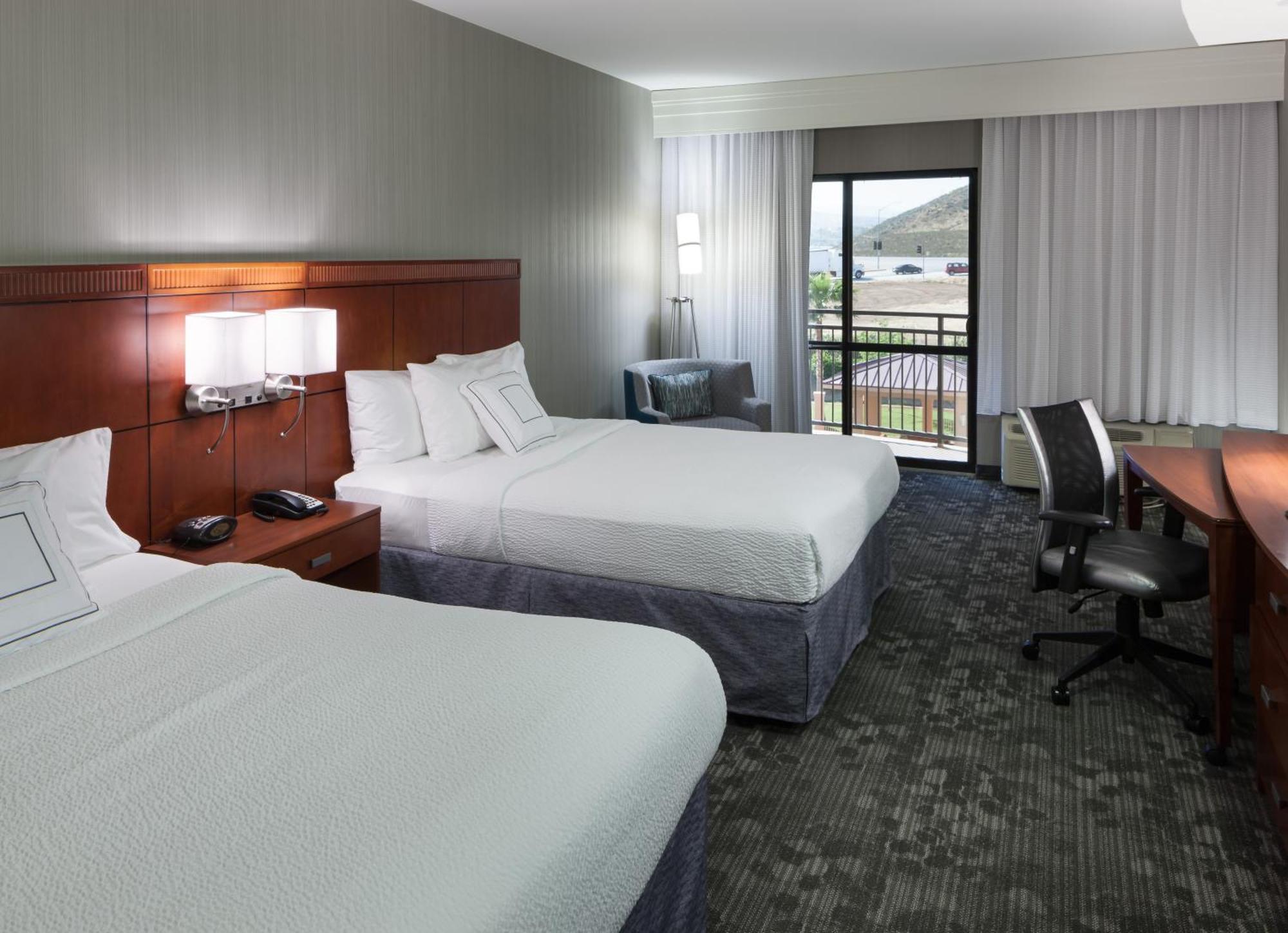 Courtyard By Marriott Santa Clarita Valencia Hotel Kültér fotó
